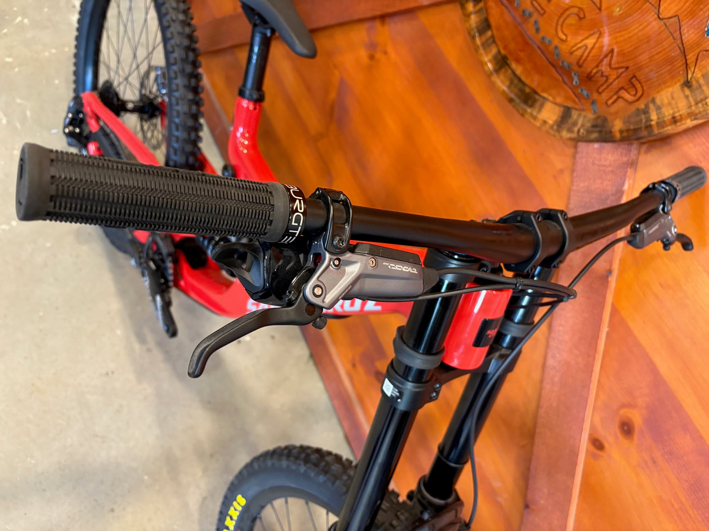 Santa Cruz V10 8 CC RED DH S