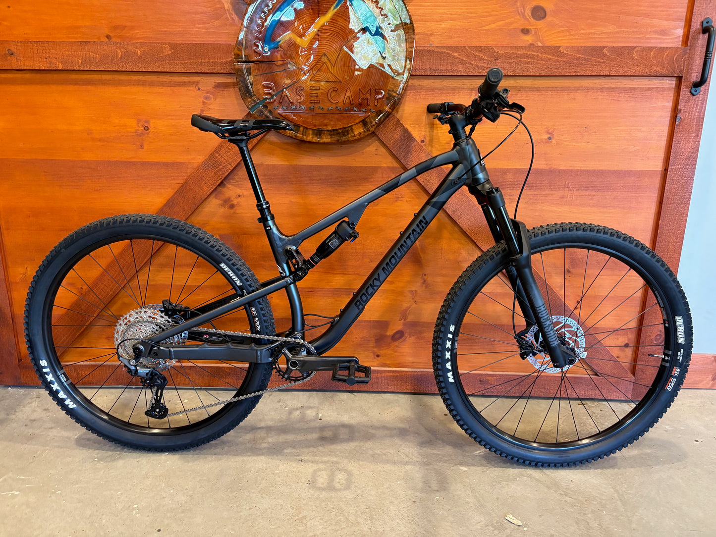 Rocky Mountain Element A30 Shimano