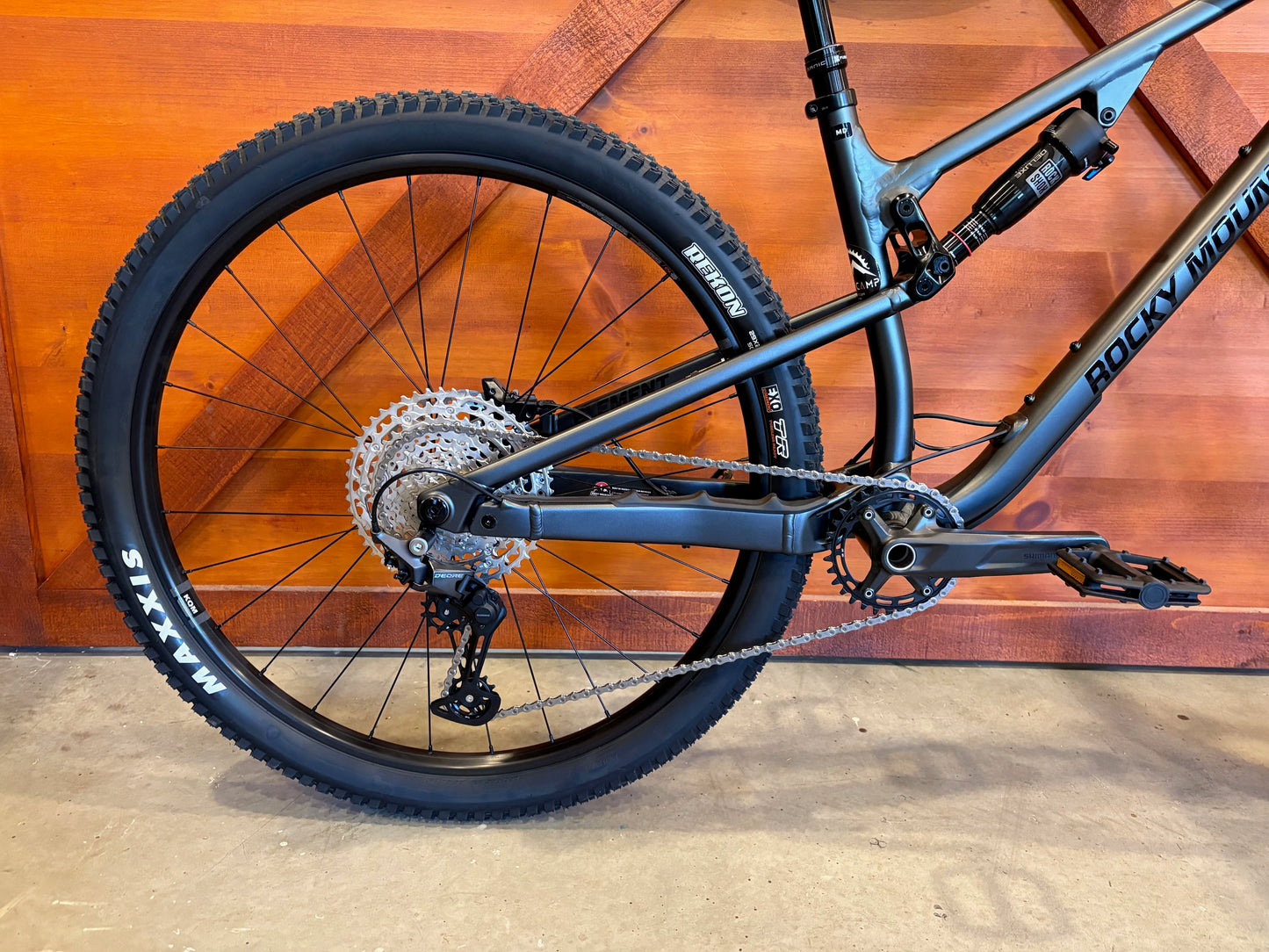 Rocky Mountain Element A30 Shimano