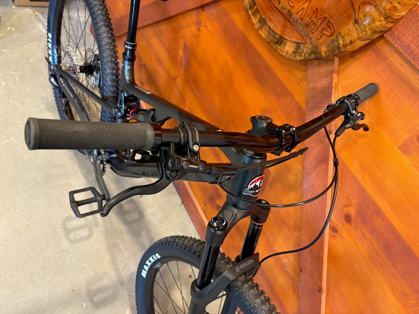 Rocky Mountain Element A30 Shimano
