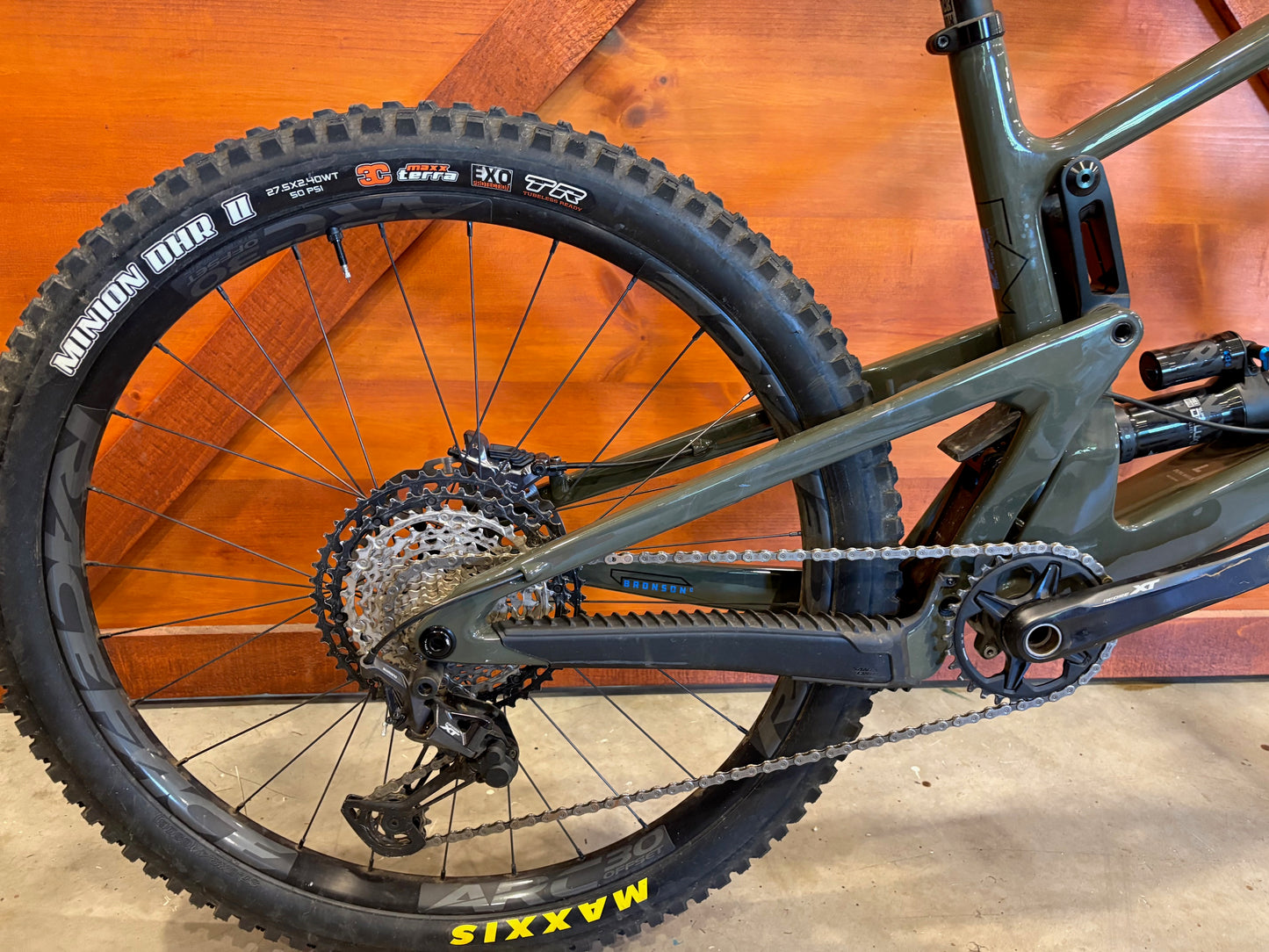 2023 Santa Cruz Bronson C XT