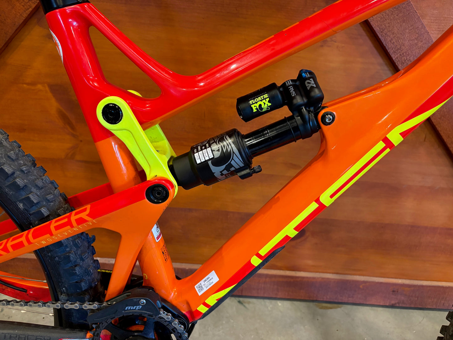 2017 Intense Tracer Pro Large