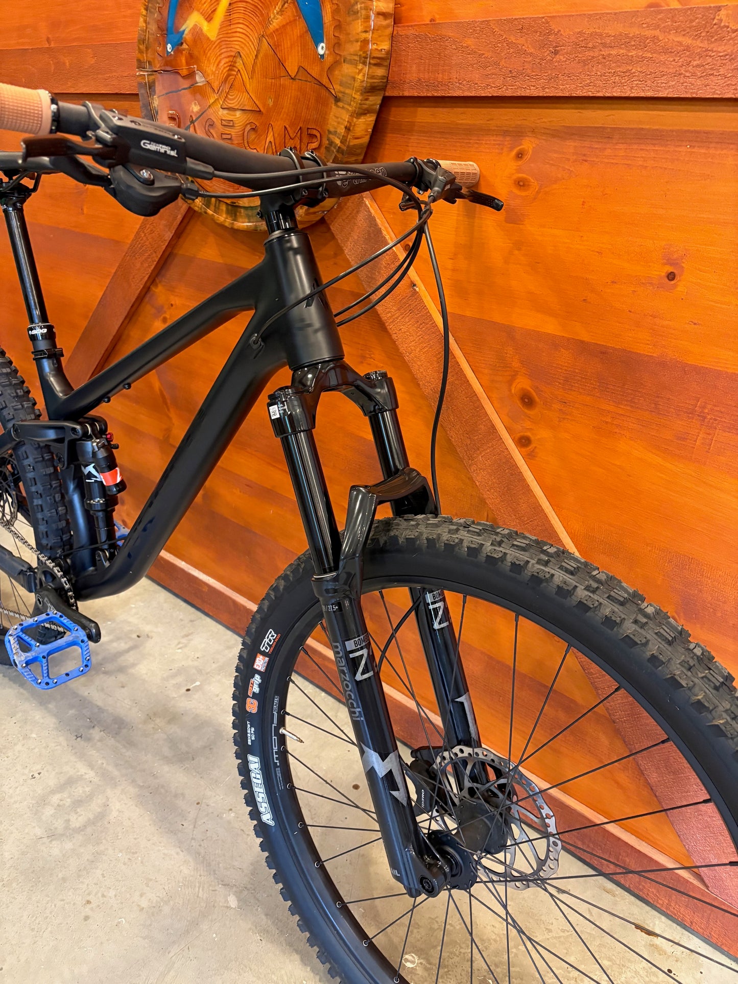 2023 Norco Fluid A4 Large