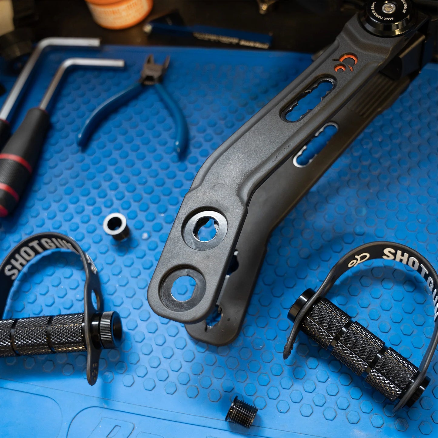 Shotgun 2.0 Child Bike Seat + Handlebars Combo