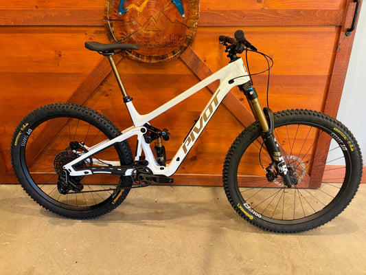 Pivot Firebird Pro XO Axs