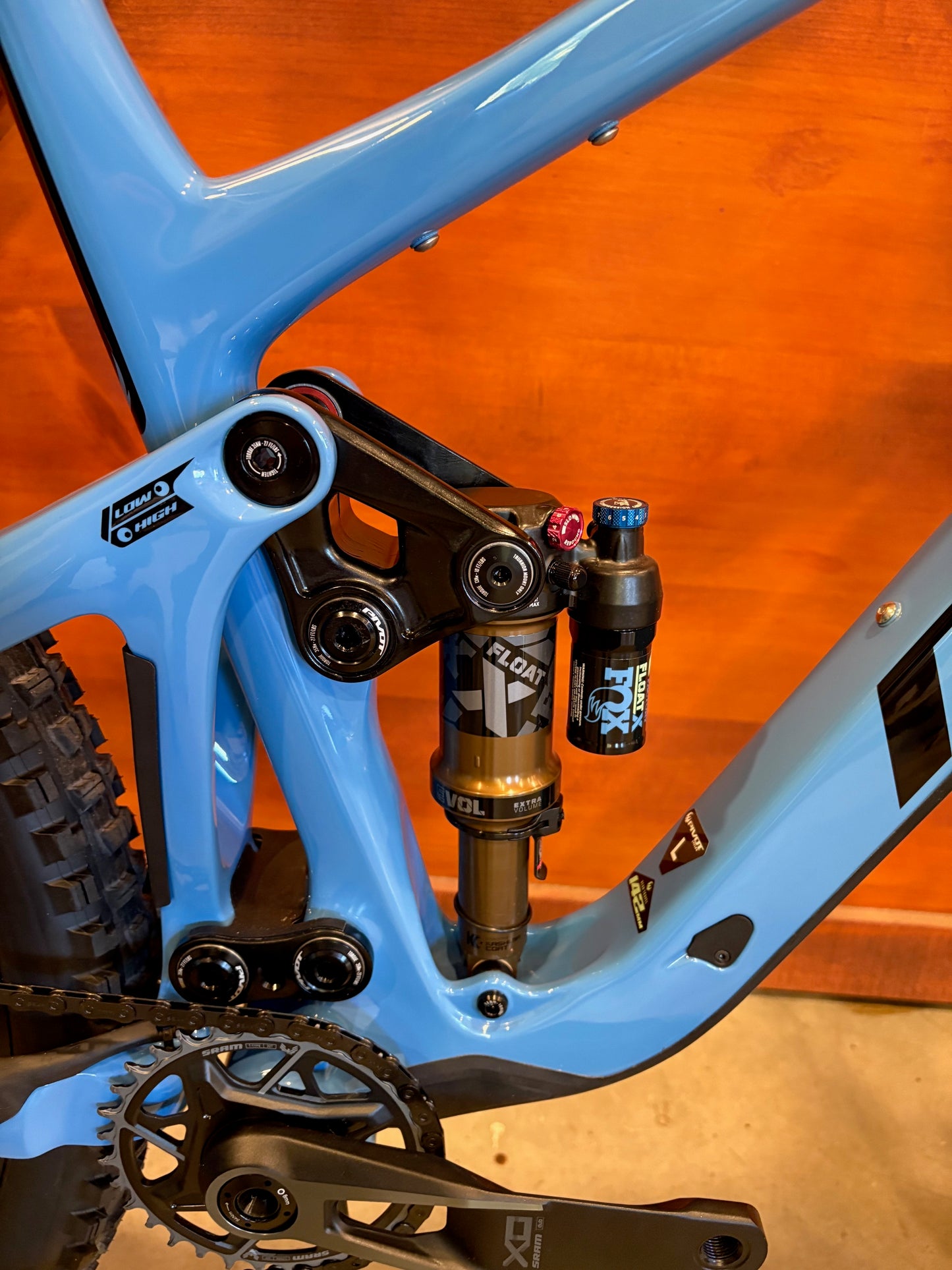 Pivot Switchblade Pro XO AXS