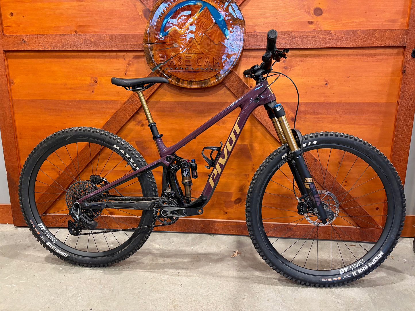 2025 Pivot Trailcat LT Pro XO AXS Small Demo