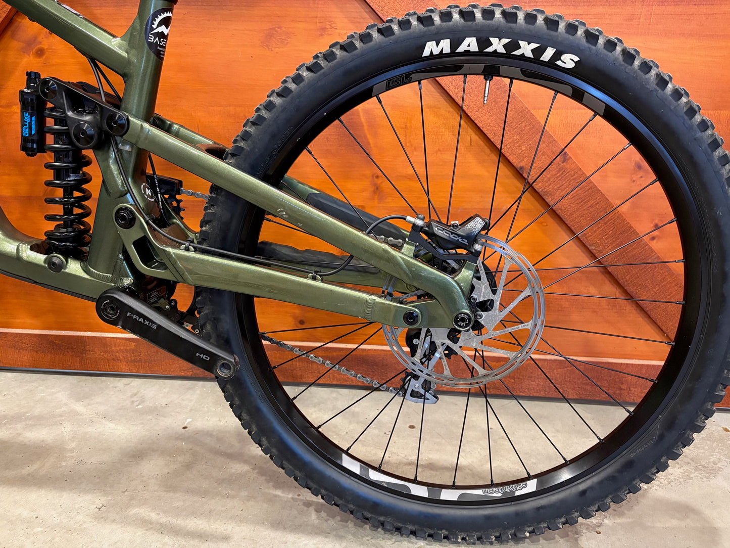 2024 Norco Shore A Park Zeb Medium