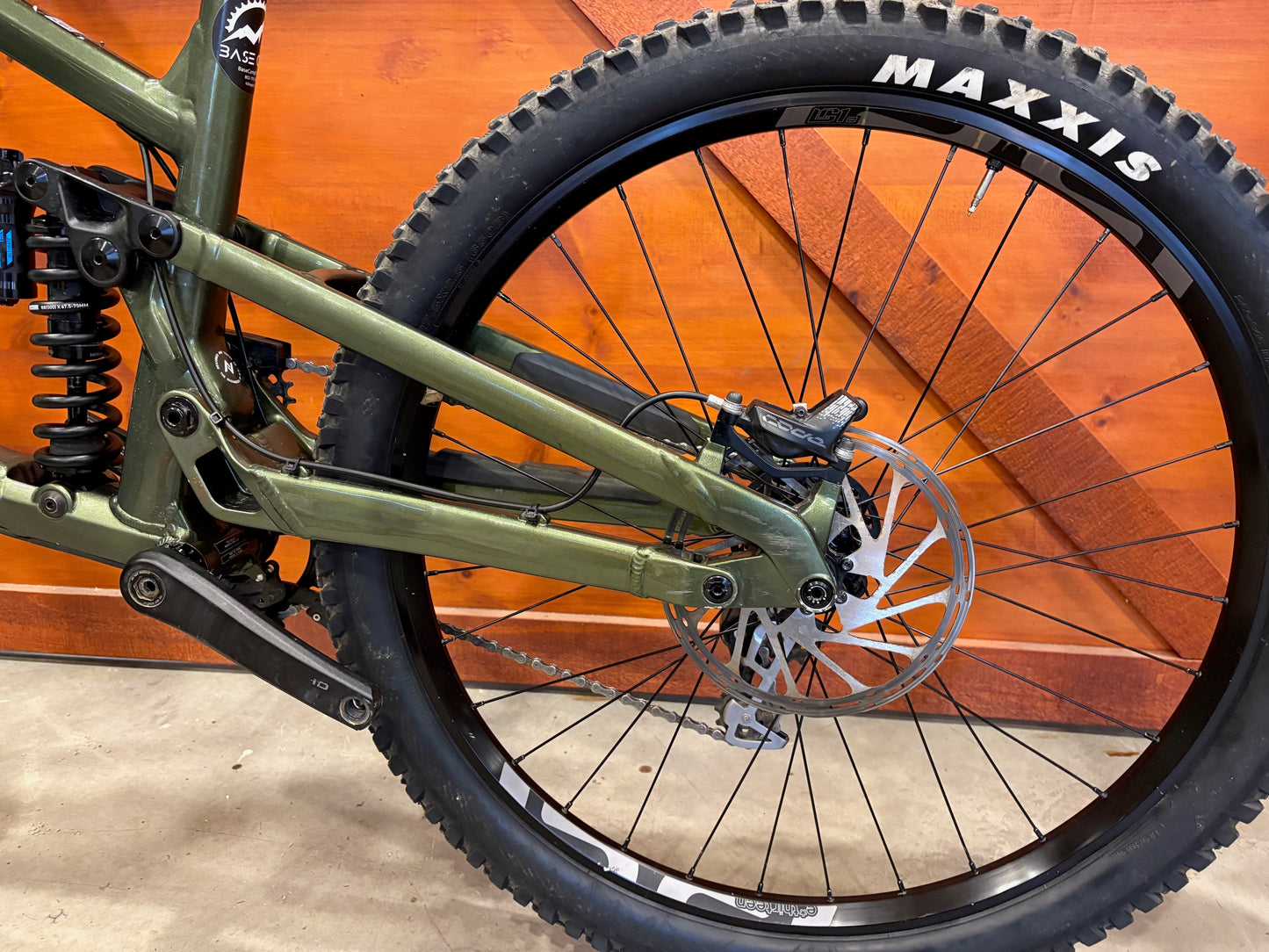 2024 Norco Shore A Park ZEB Large