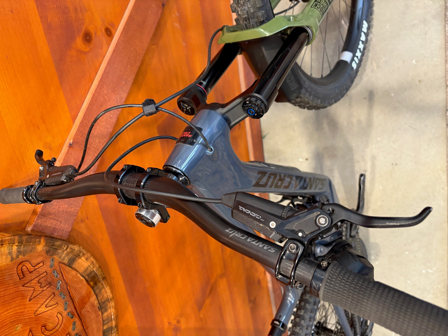 2024 Santa Cruz Hightower XO AXS CC M