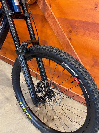 Santa Cruz V10 CC S Blue