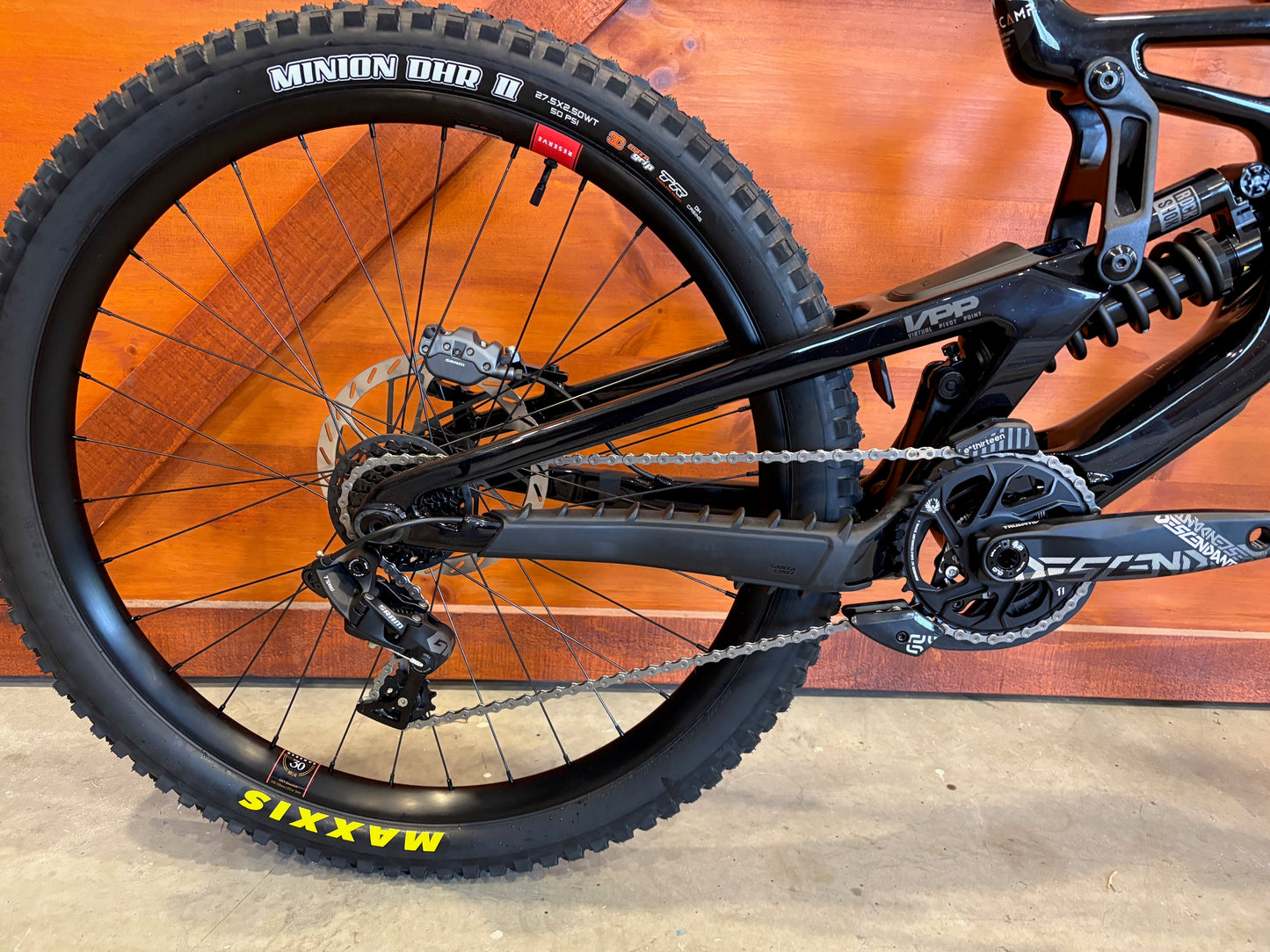 Santa Cruz V10 8 CC MX Black DH S