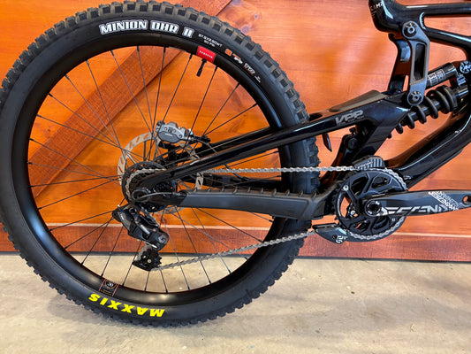 Santa Cruz V10 8 CC MX Black DH S