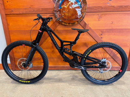 Santa Cruz V10 8 CC MX Black DH S