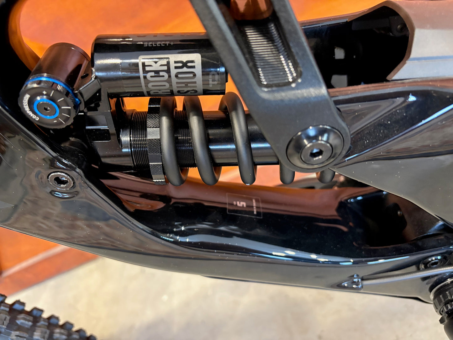 Santa Cruz V10 8 CC MX Black DH S