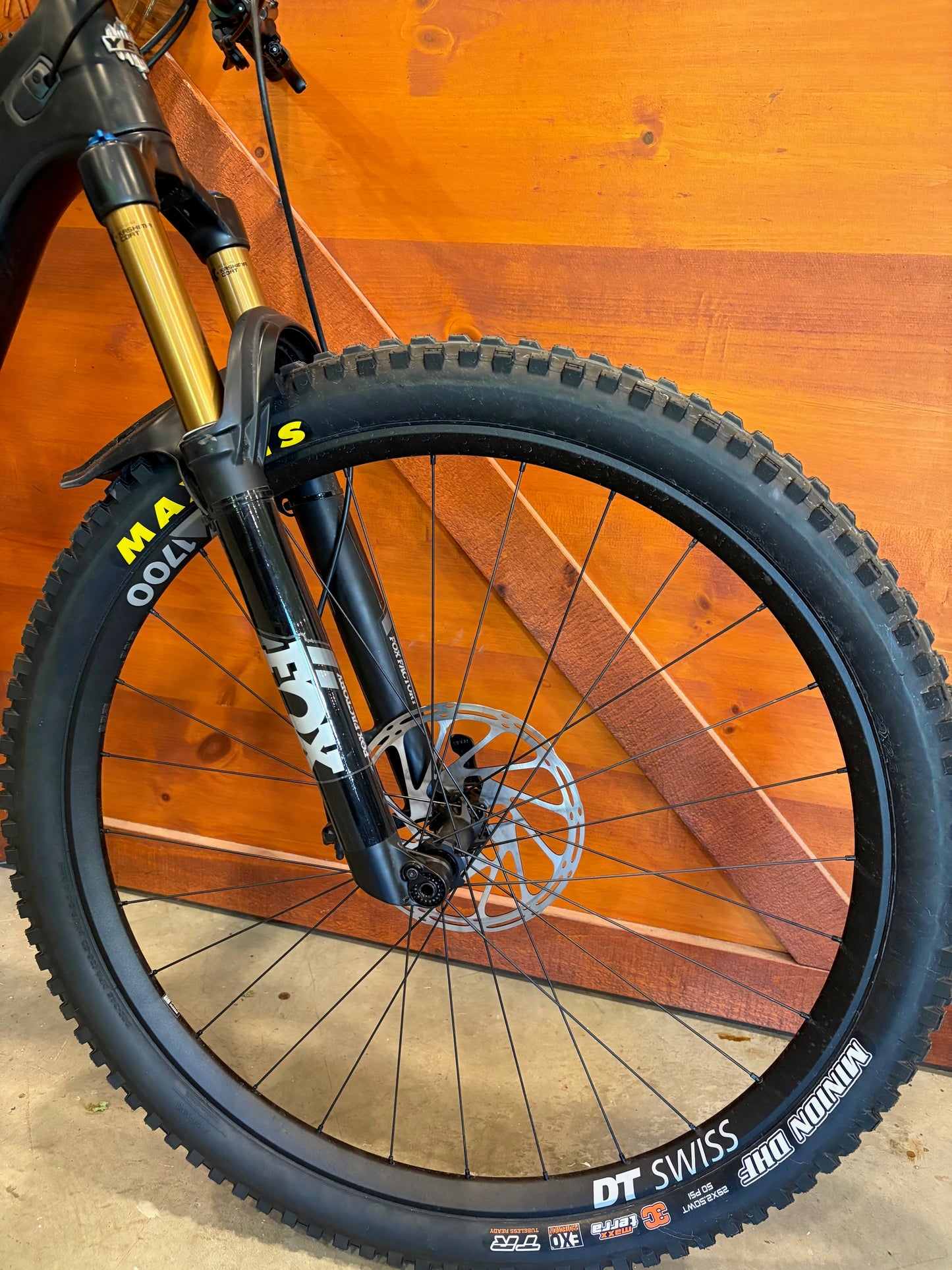 2023 Yeti SB120 C1