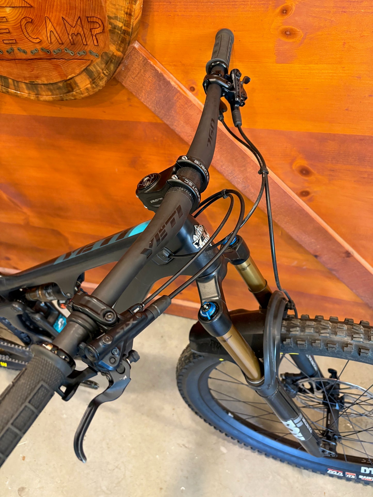2023 Yeti SB120 C1