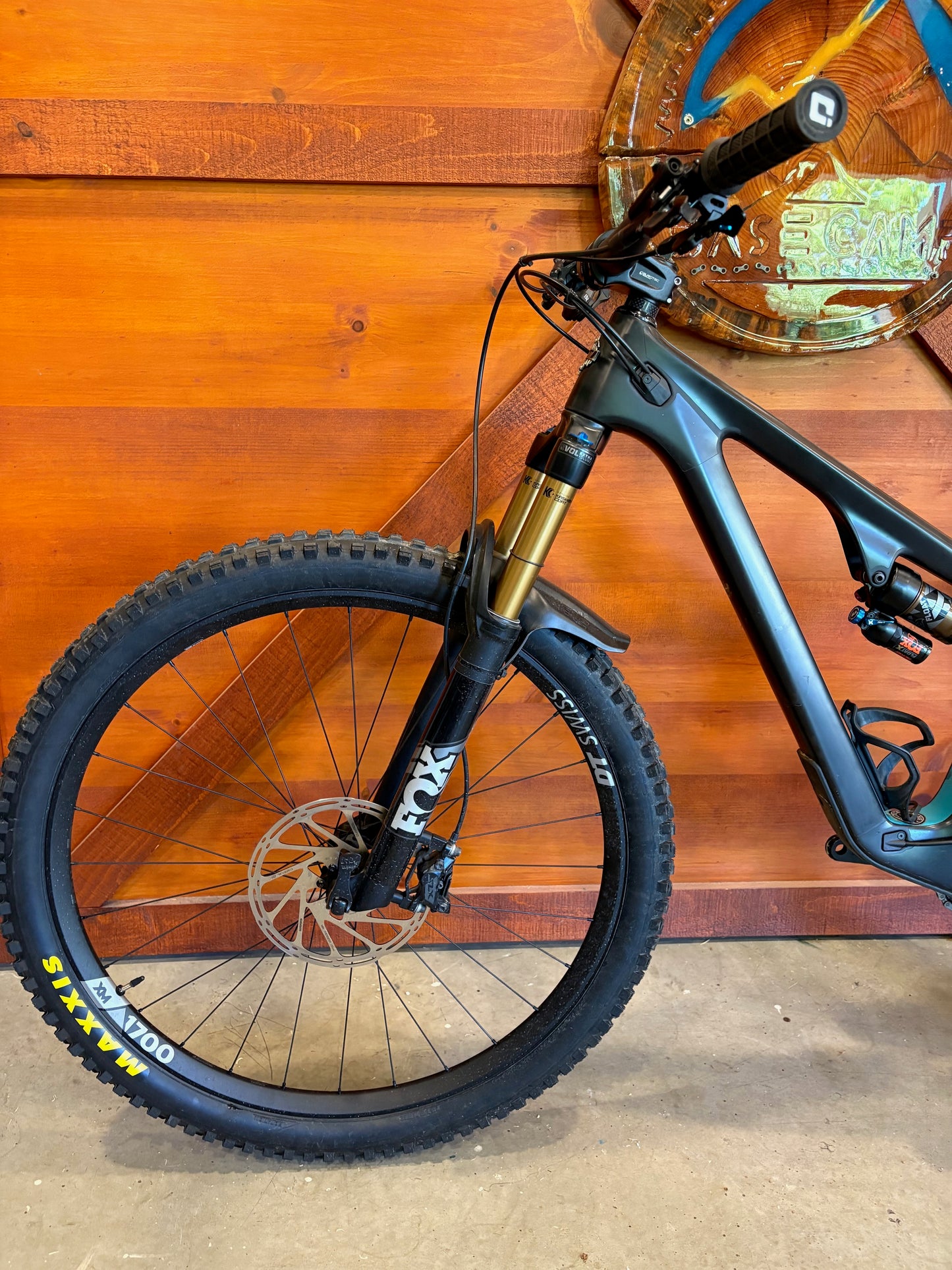 2023 Yeti SB120 C1