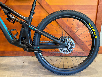 2023 Yeti SB120 C1