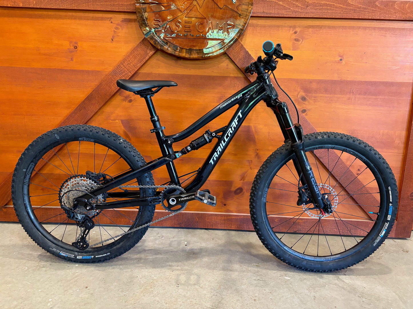 2022 Trailcraft Maxwell Elite 24"