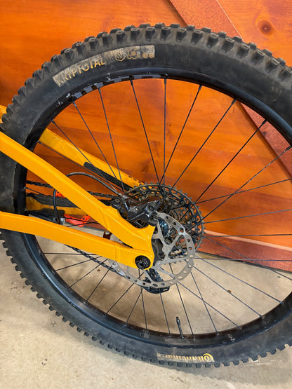 2024 Salsa Blackthorn
