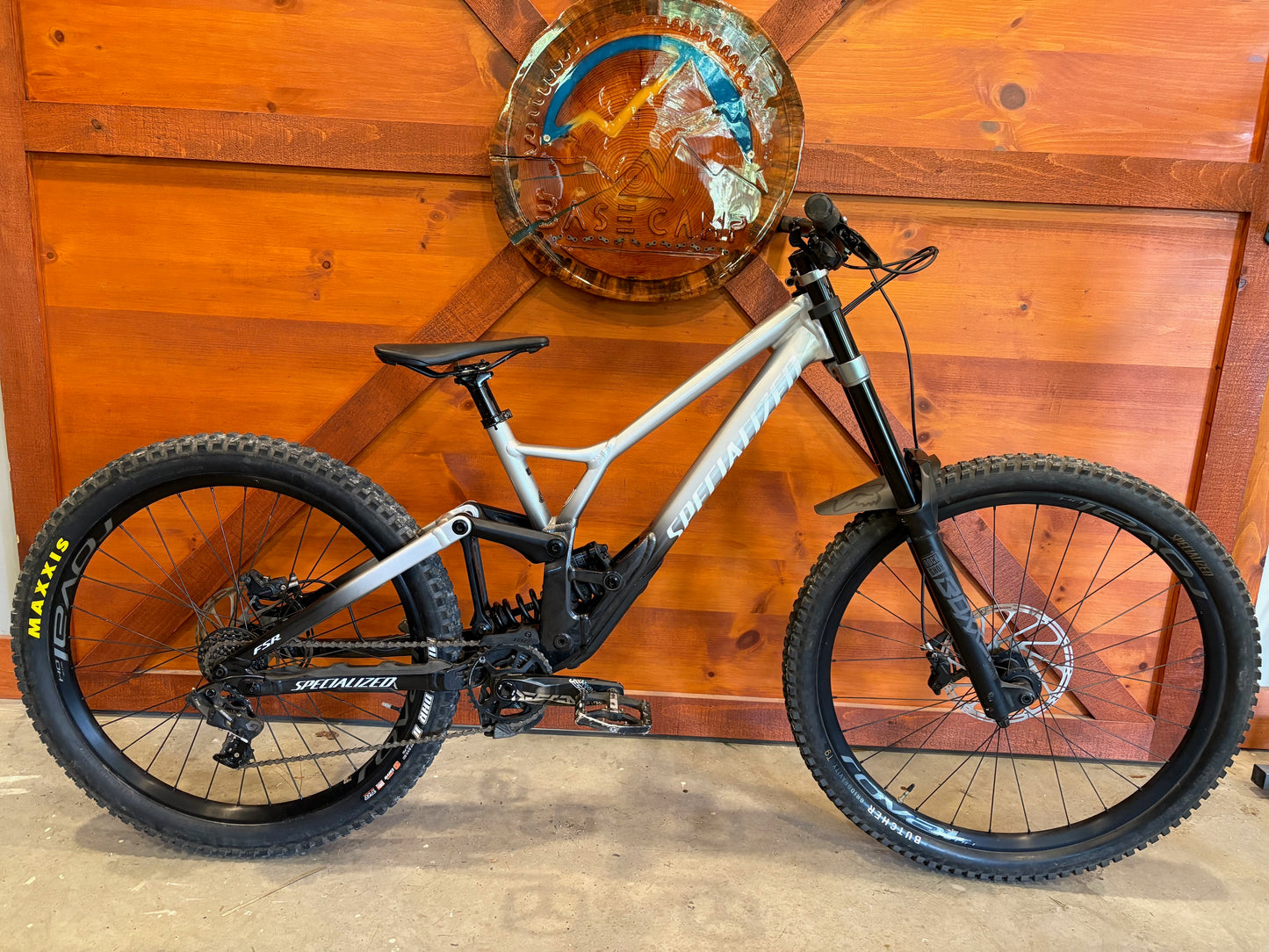 2022 Specialized Demo Expert S3
