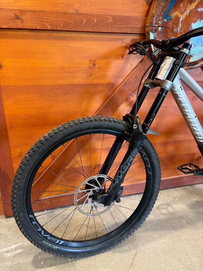 2022 Specialized Demo Expert S3