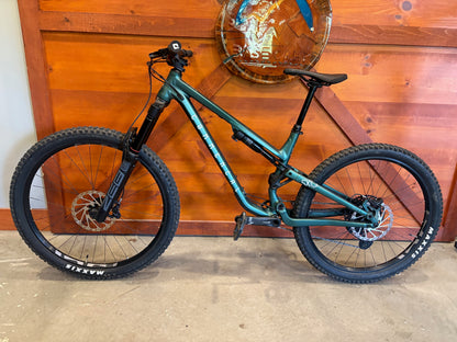 2022 Commencal Meta SX Ride Medium