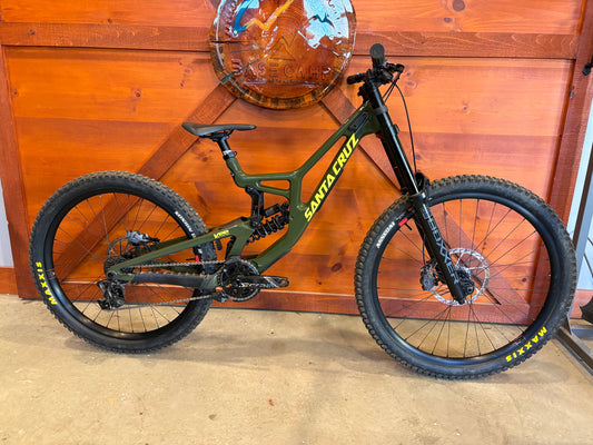 2026 Santa Cruz V10 S Small - DEMO